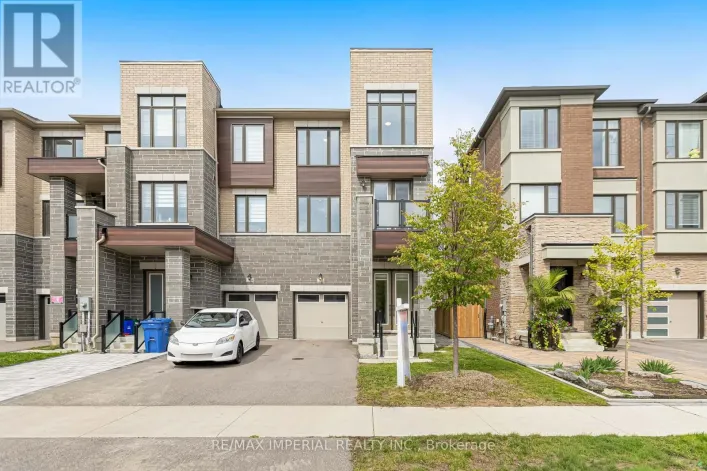 212 VERMONT AVENUE, Newmarket