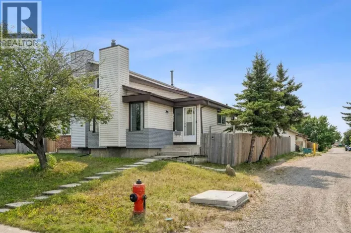 212 Whitman Place NE, Calgary