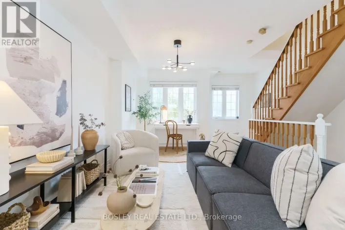 212 WILTSHIRE AVENUE, Toronto