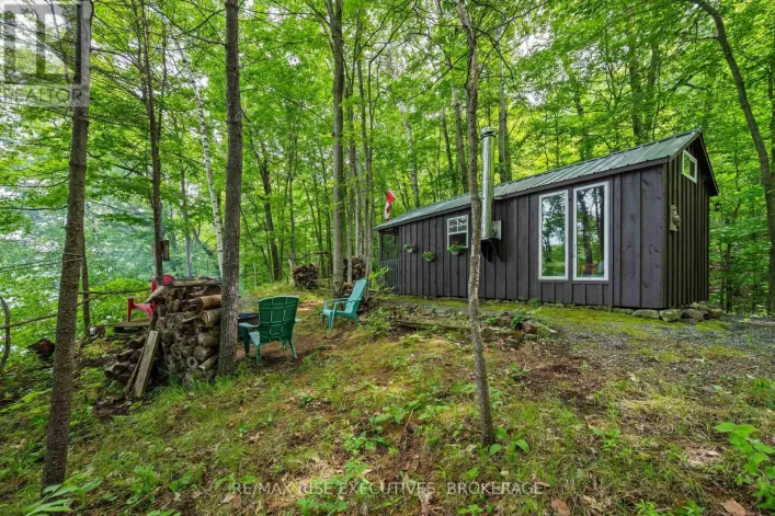 2120 CHARLIE GREEN ROAD, Frontenac