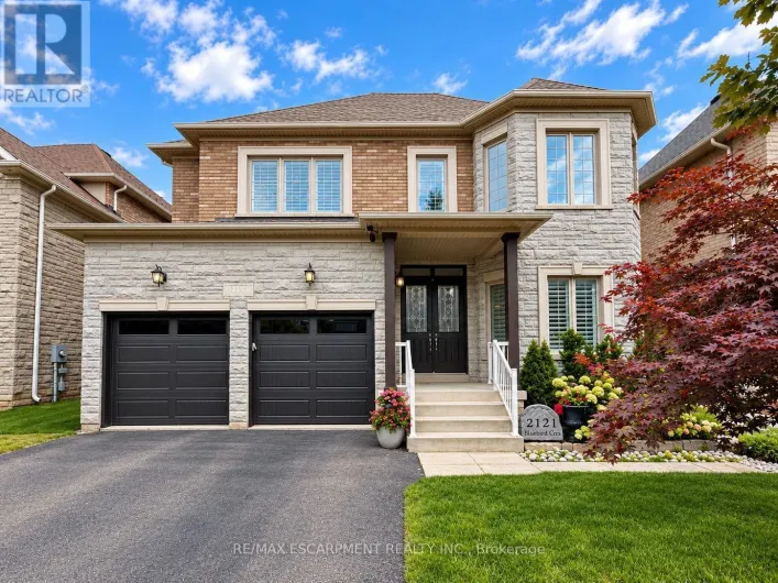 2121 BLACKFOREST CRESCENT, Oakville
