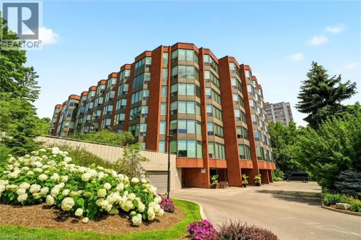 Apartment for sale: 2121 LAKESHORE Road Unit# 507, Burlington