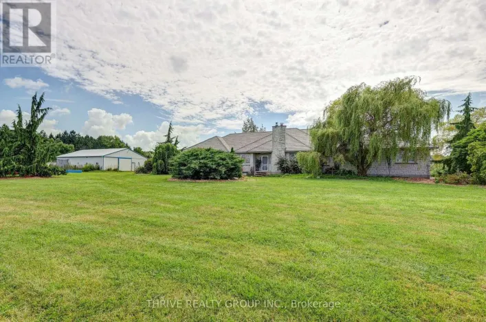 21217 THAMES ROAD, Southwest Middlesex