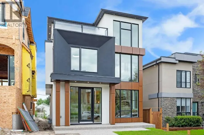 2122 29 Avenue SW, Calgary