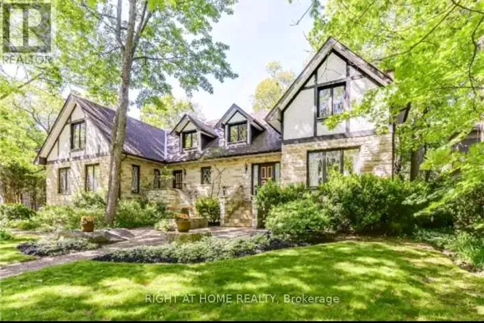 House for sale: 2123 GORDON DRIVE, Mississauga