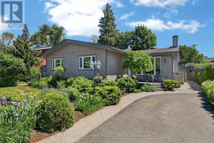 2128 BENJAMIN AVENUE, Ottawa