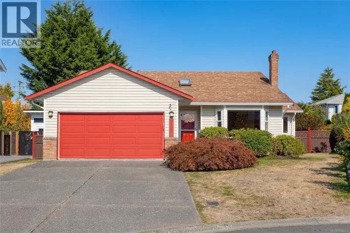 2128 Colinwood Rd, Sidney