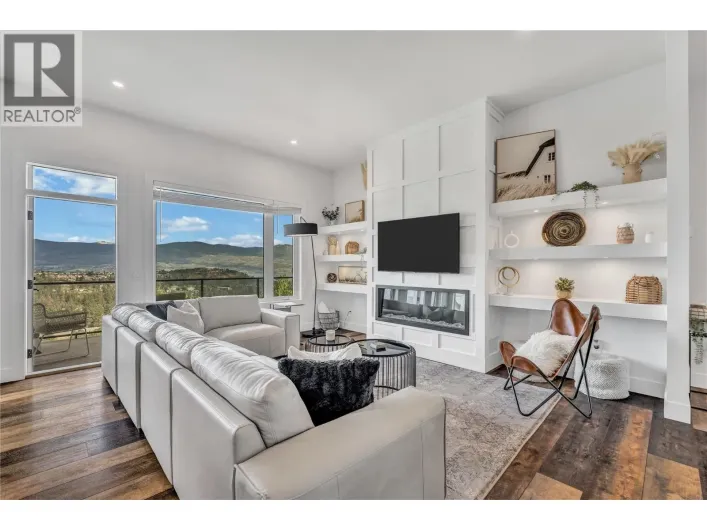 2129 Ensign Quay, West Kelowna