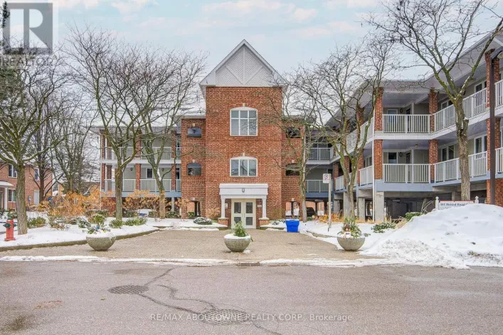 213 - 101 BRISTOL ROAD E, Mississauga