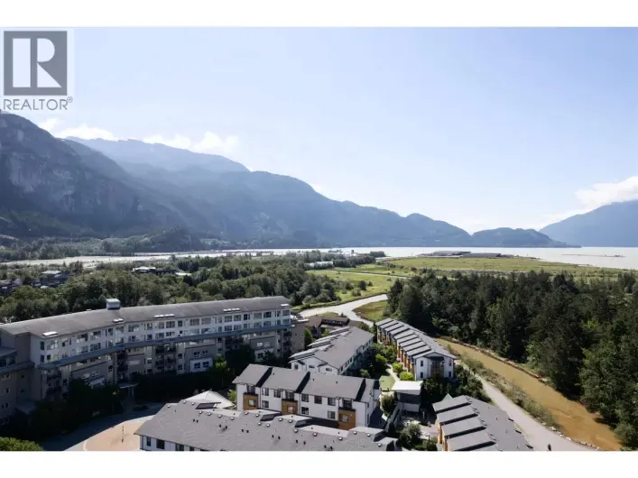213 1212 MAIN STREET, Squamish