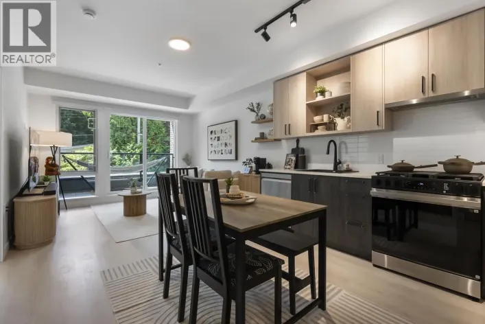 213 2002 ST. GEORGE STREET, Port Moody