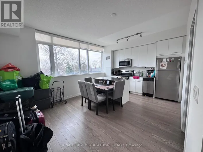 213 - 2055 DANFORTH AVENUE, Toronto