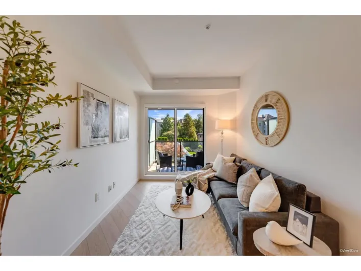 213 20695 EASTLEIGH CRESCENT, Langley