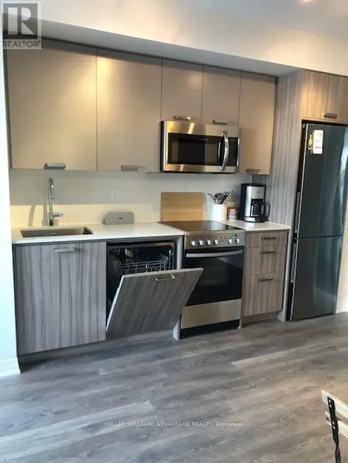 213 - 2301 DANFORTH AVENUE, Toronto