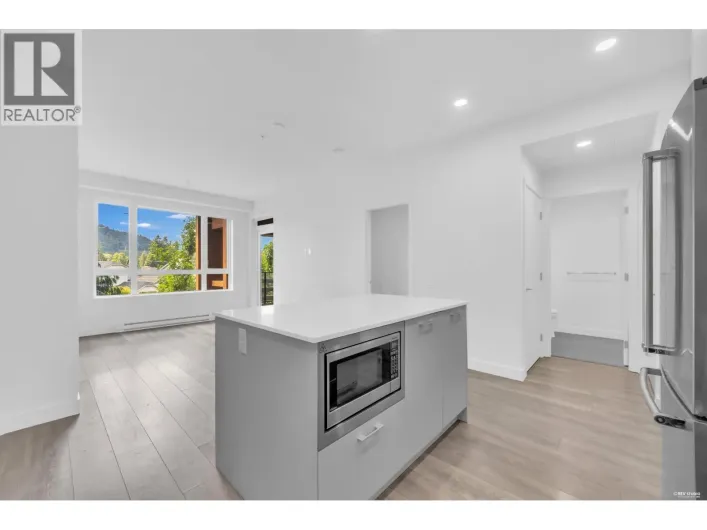 213 735 ANSKAR COURT, Coquitlam