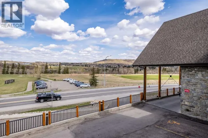 213, 77 George Fox Trail W, Cochrane