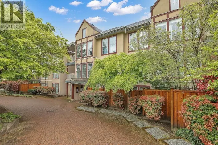 213 888 GAUTHIER AVENUE, Coquitlam