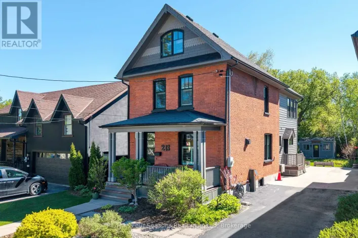 213 BIRCH STREET, Collingwood