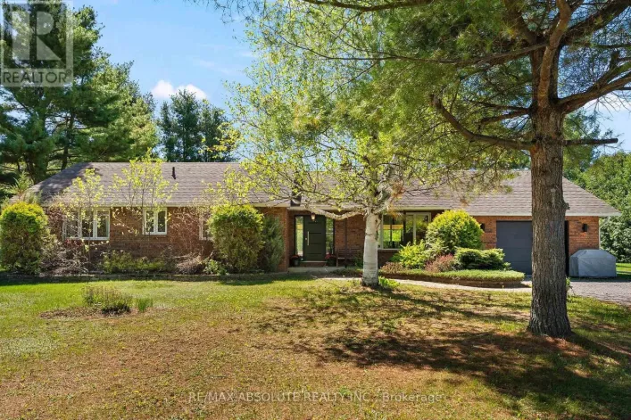 213 CALABOGIE ROAD, McNab/Braeside