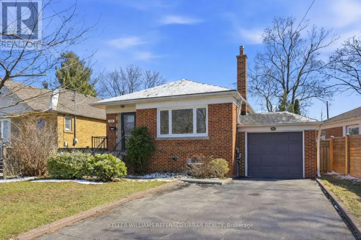 213 FRANKLIN AVENUE, Toronto