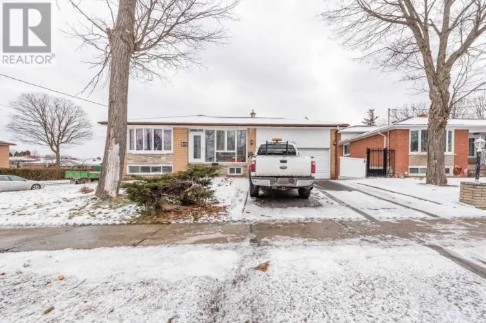 213 GRANDRAVINE DRIVE, Toronto