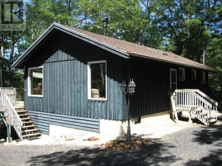 213 Ponhook Shore Road, Labelle