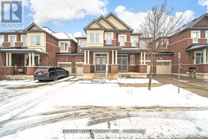 213 SARAH CLINE DRIVE, Oakville