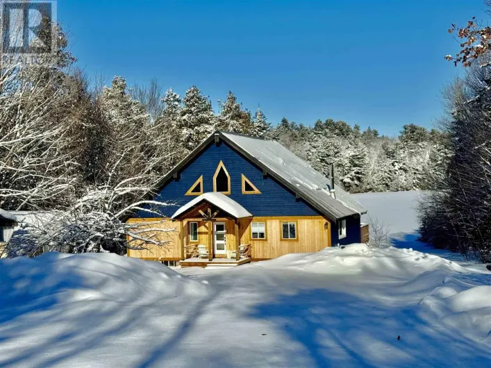 213 South Bay RD, Elliot Lake