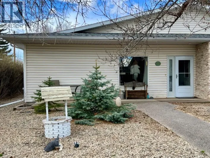 2134 21 Avenue, Coaldale