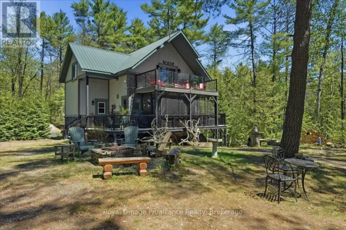 2134 BEACH ROAD, Frontenac