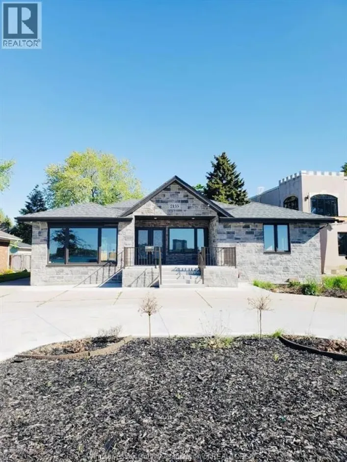 2135 RIVERSIDE DRIVE, Windsor