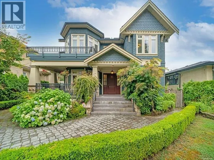 2135 W 37TH AVENUE, Vancouver