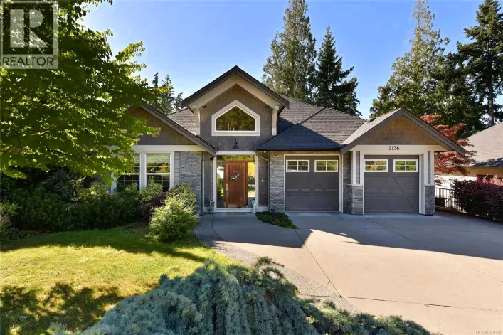 2136 Champions Way, Langford