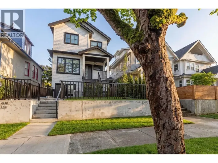 2136 VENABLES STREET, Vancouver