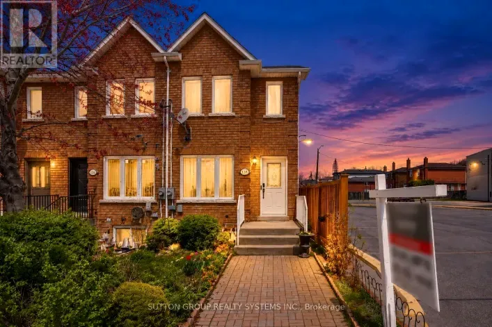 Row / Townhouse for sale: 2138 EGLINTON AVENUE W, Toronto
