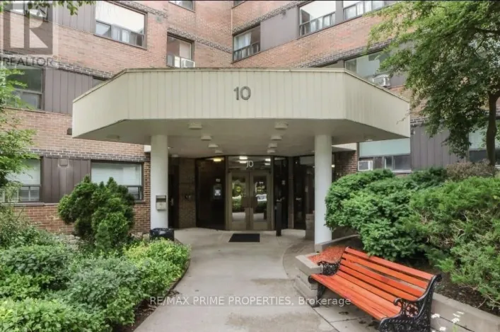 #214 - 10 SUNRISE AVENUE, Toronto