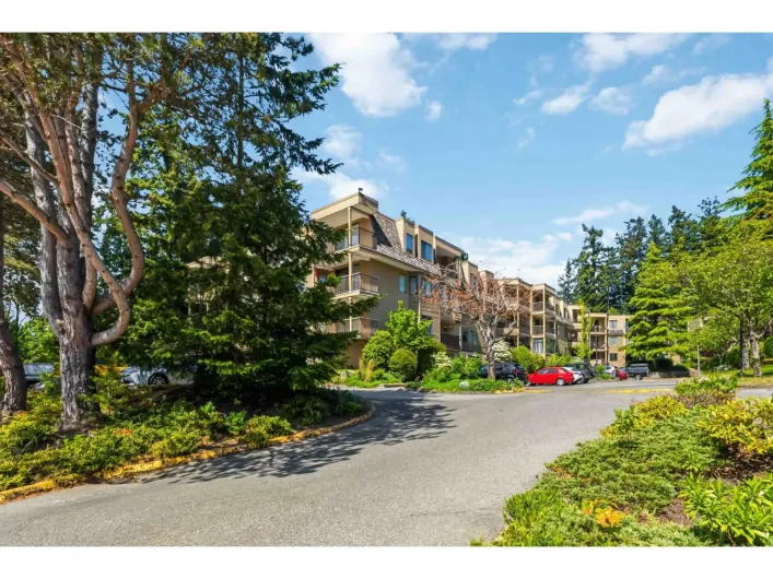 214 1760 SOUTHMERE CRESCENT CRESCENT, Surrey