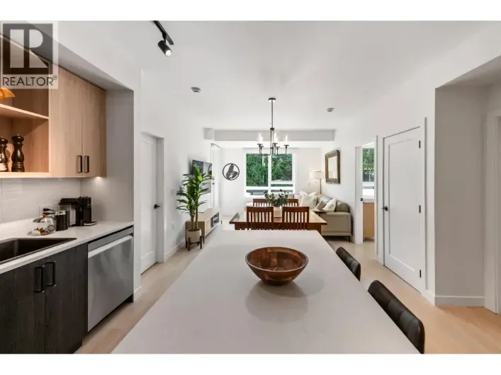 214 2002 ST. GEORGE STREET, Port Moody