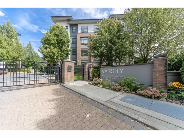 214 20068 FRASER HIGHWAY, Langley