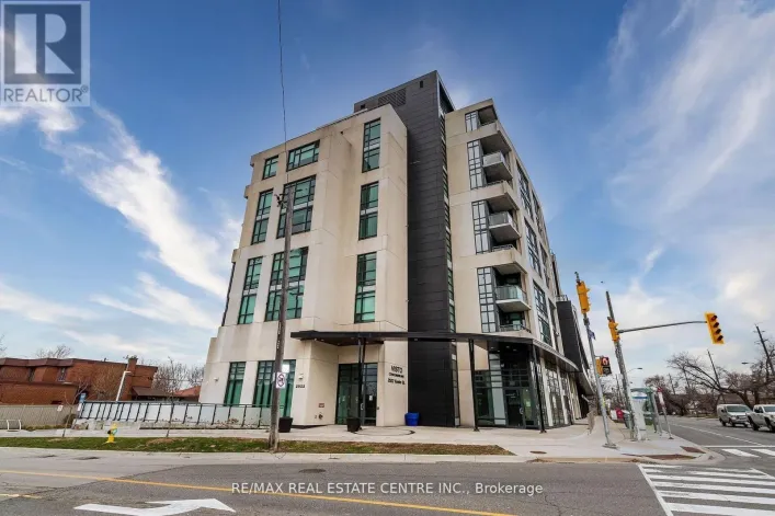 214 - 2522 KEELE STREET, Toronto