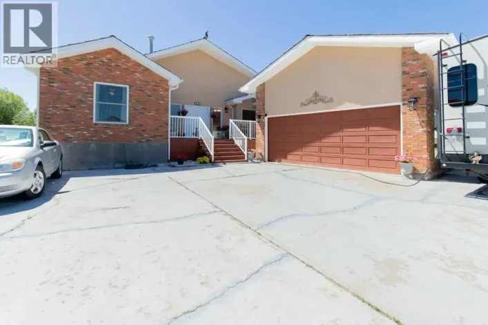 214 3 Street W, Cardston