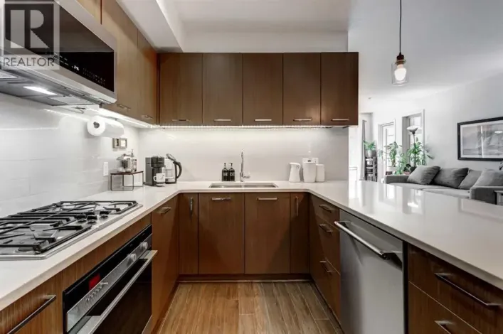 214, 323 20 Avenue SW, Calgary