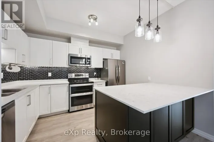 214 - 35 KINGSBURY SQUARE, Guelph