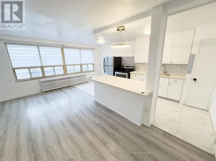 214 - 896 EGLINTON AVENUE E, Toronto