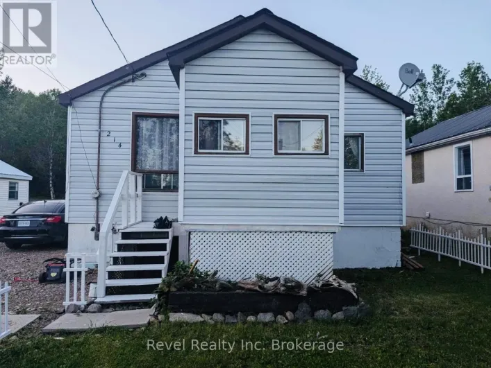 House for sale: 214 FOTHERINGHAM AVENUE, Atikokan