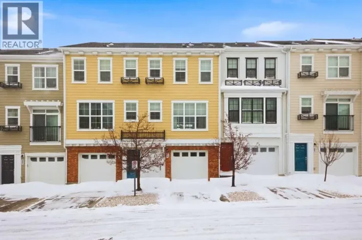 214 Nolanfield Villas NW, Calgary