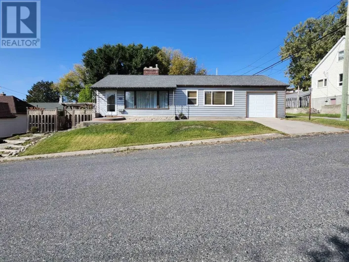 214 Sixth AVE, Kenora