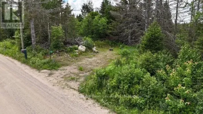 2141 PAPINEAU ROAD, Papineau-Cameron