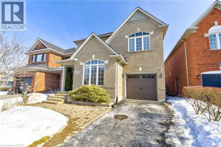 2142 MEADOWGLEN Drive, Oakville