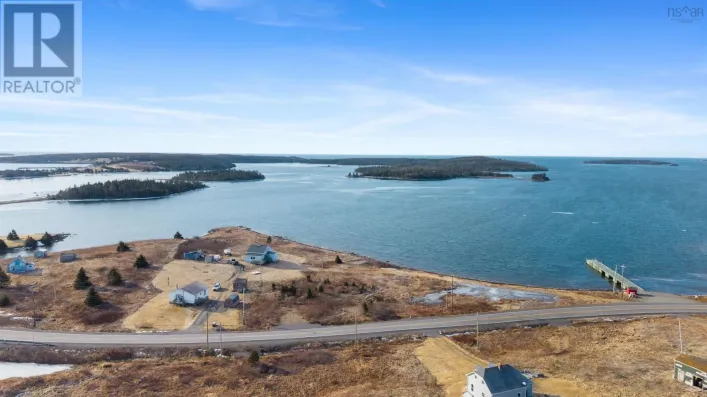 2145 316 Highway, Port Felix